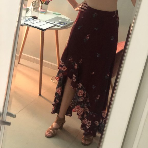 Burgandy Floral Skirt with Slit - Picture 2 of 6